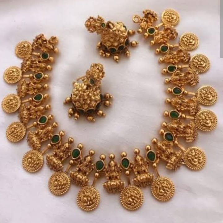 Necklace Set