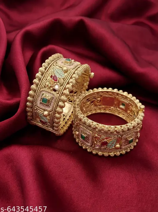 Royal White Bangles