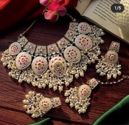 Floral Pink Enamel Bridal Set
